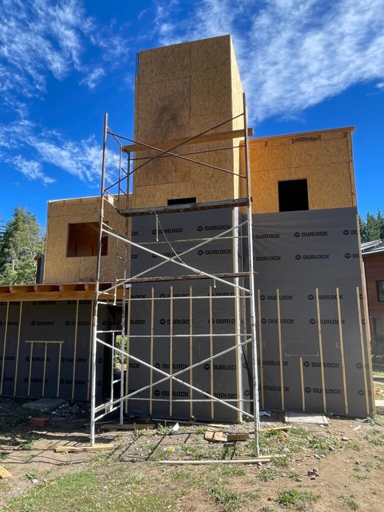 Obra en proceso de Flor de Casa en Bariloche